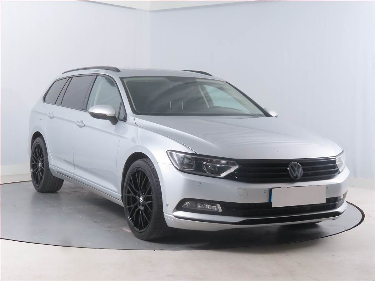 Volkswagen Passat Comfortline 2.0 TDI, Automat