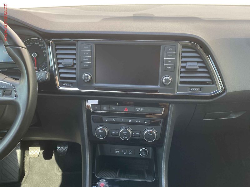 Seat Ateca (2019) 1.5 TSi, Xcellence, LED - fotka 12 z 21
