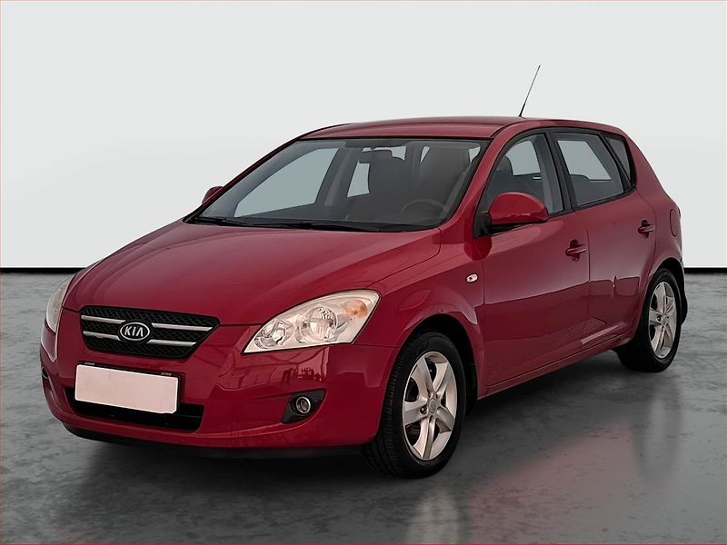 Kia Ceed (2010) 1.6 CRDi, po STK - fotka 2 z 17