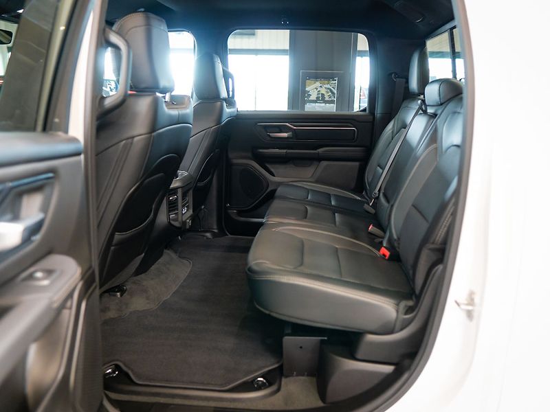 Dodge RAM (2024) 5.7 eTorque Sport Lift Edition - fotka 32 z 35