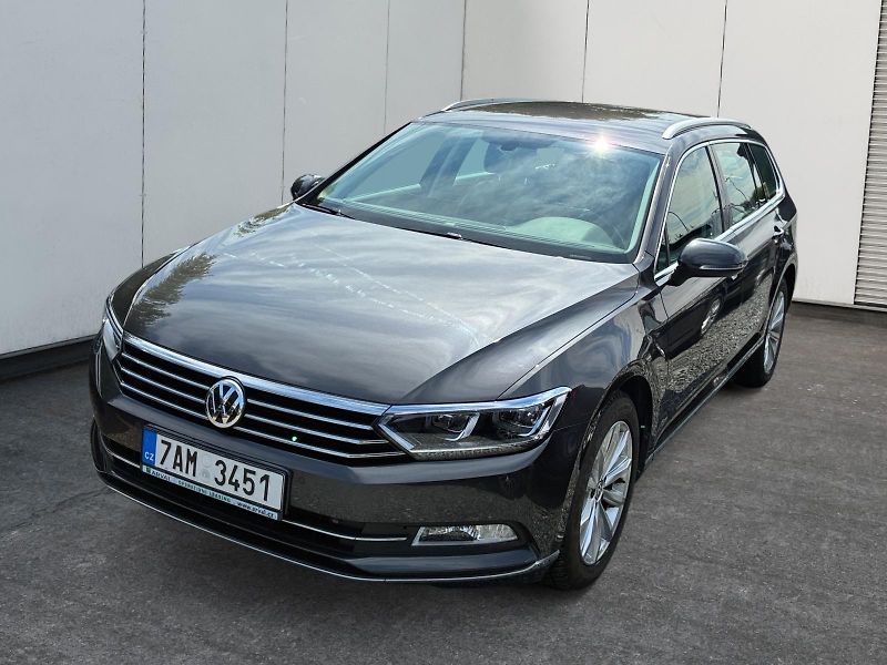 Volkswagen Passat (2019) HIGHLINE 2.0TDI 110kW DSG TAŽN - fotografie inzerátu