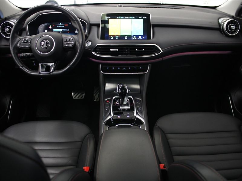 MG EHS 1,5 PHEV 190kW Exclusive PANO - fotka 8 z 28
