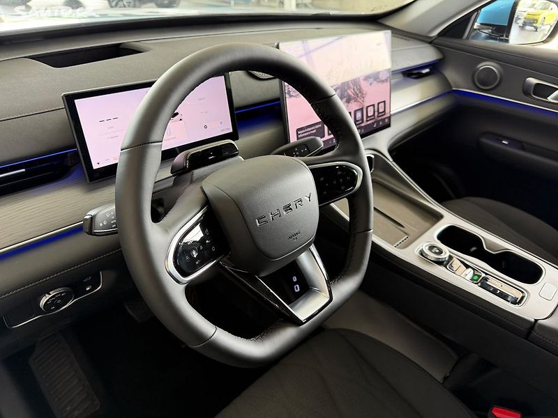 Chery Tiggo 8 PHEV (2026) PANORAMA 7MIST - fotka 19 z 22