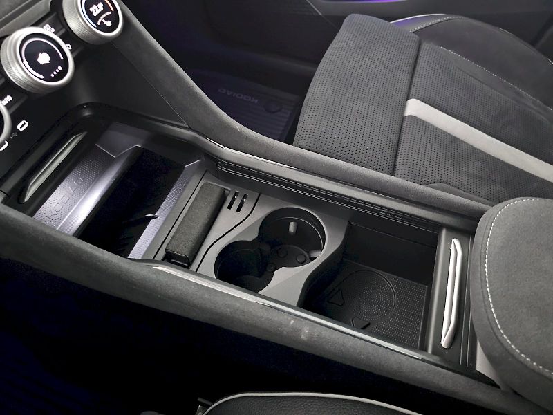 Škoda Kodiaq (2025) 2.0TDI 142kW 4X4 SPORTLINE TAŽ - fotka 31 z 35