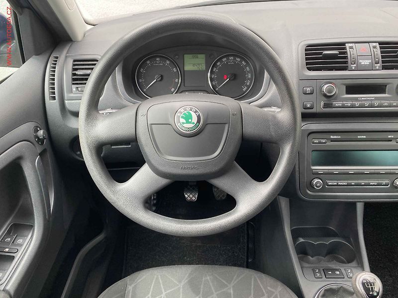 Škoda Fabia (2011) 1.2 TSi, Family - fotka 11 z 16