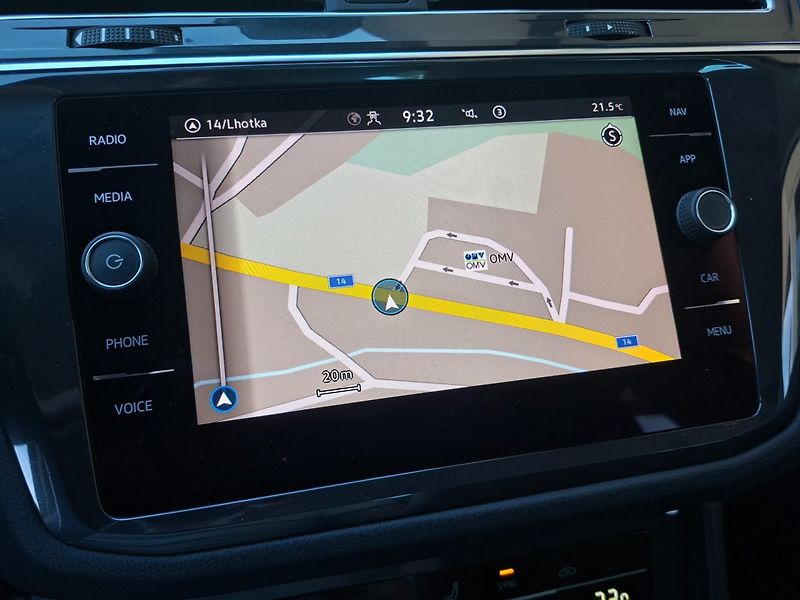 Volkswagen Tiguan (2022) 2.0TDI 110kW DSG LIFE - fotka 18 z 50