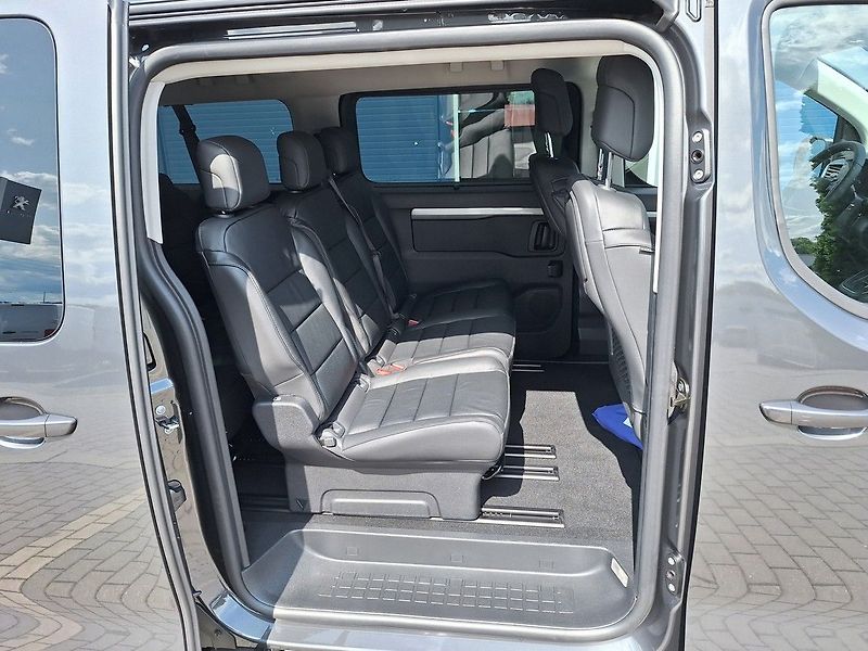 Peugeot Traveller (2026) Allure L3 2.2 BHDi 180 EAT8 - fotka 10 z 18