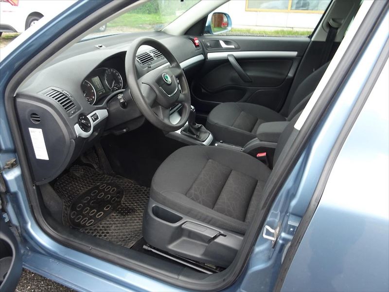 Škoda Octavia 1,2 TSi 77 kW - fotka 9 z 28