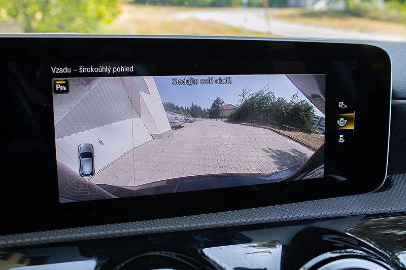 Mercedes-Benz Třídy A - fotka 16 z 28