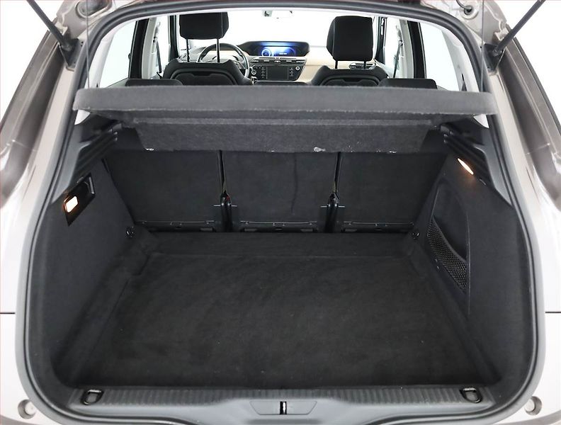 Citroën C4 Picasso (2015) 1.6 BlueHDi, Navi, Tempomat - fotka 14 z 15