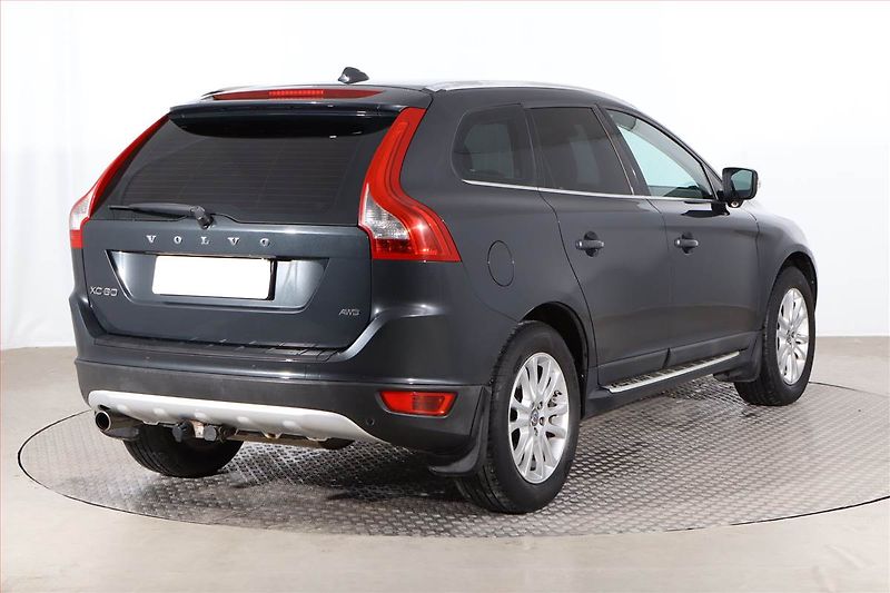 Volvo XC60 (2009) D4, 4X4, Automat, Serv.kniha - fotka 5 z 26