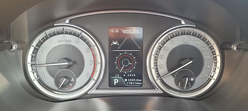Suzuki Vitara (2018) 1,4 103kW DSG 4×4 BoosterJet - fotka 23 z 55