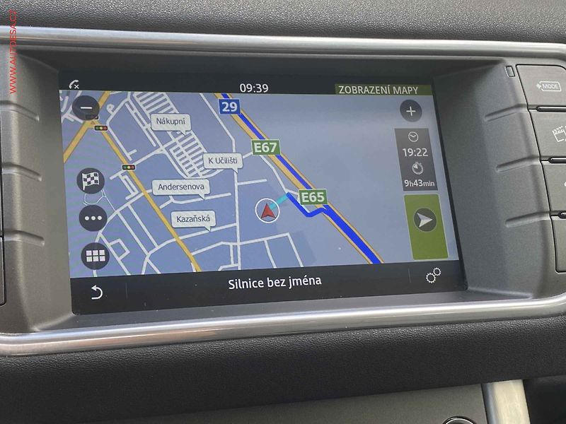 Land Rover Range Rover Evoque (2017) 2.0 SD4 4X4, AT, kůže, navi - fotka 17 z 18