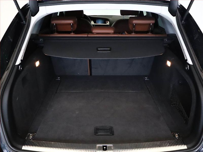 Audi A4 Allroad (2009) 2.0 TFSI, 4X4, Automat, Kůže - fotka 12 z 19