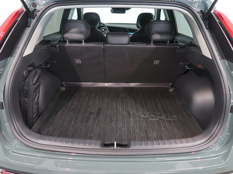 Kia Niro (2022) STYLE 1.6T-GDi 104KW - fotka 37 z 39