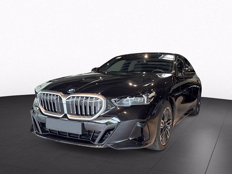 BMW Řada 5 520d xDrive M-Sport ACC H/K - fotka 1 z 12