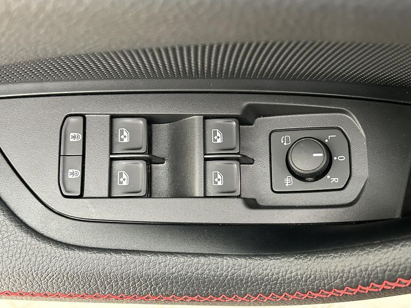 Škoda Kodiaq 2.0 TSI 4x4 RS - fotka 19 z 26
