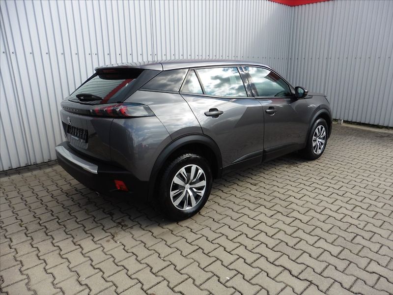 Peugeot 2008 1,2 Allure Navi 1.maj. - fotka 4 z 15