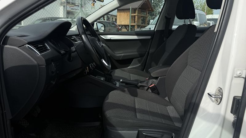 Škoda Octavia (2016) 1.6 TDI 81KW 172 TIS KM  - fotka 11 z 20
