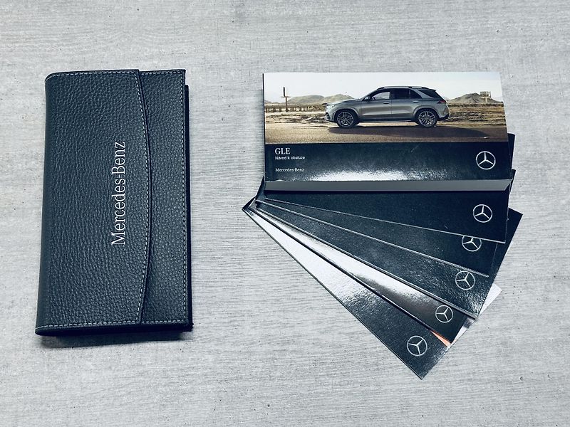 Mercedes-Benz GLE (2022) 350d*4M*AMG*VZDUCH*TAŽNÉ - fotka 35 z 35