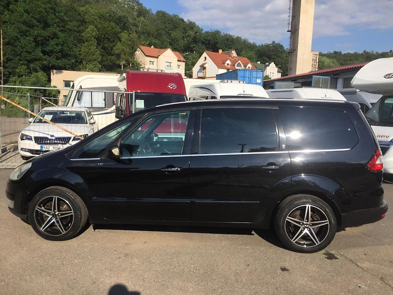 Ford Galaxy (2007) Ghia - 2,0TDCi - fotka 9 z 25