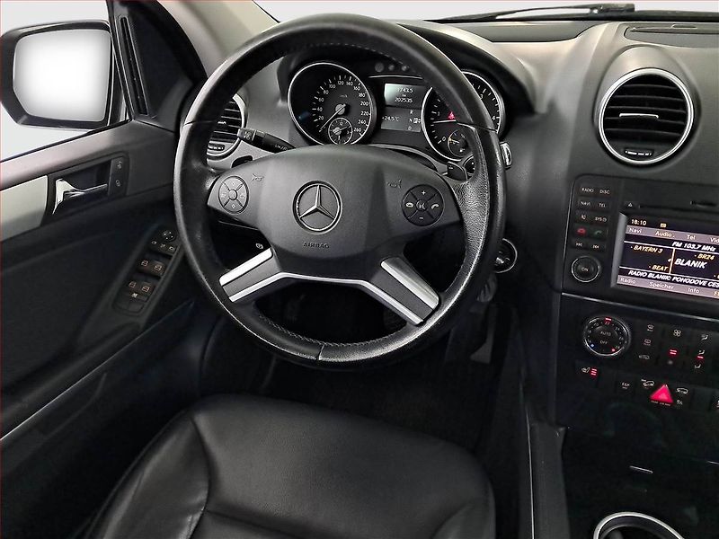Mercedes-Benz Třídy M (2008) ML 320 CDI , 4X4, Automat - fotka 7 z 17