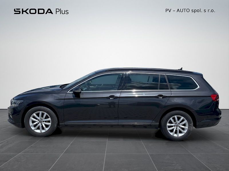 Volkswagen Passat (2023) 2.0 TDI 110kW DSG Business - fotka 3 z 32