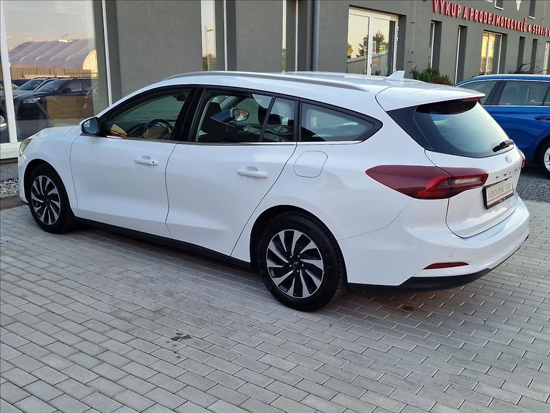 Ford Focus 1.5 TDCi Titanium, ČR, 1.Maj. - fotka 7 z 50