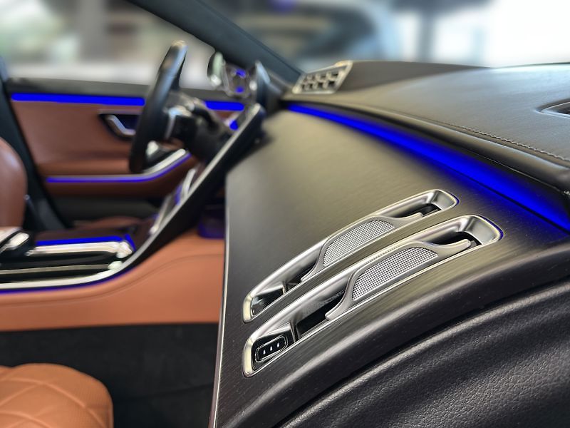 Mercedes-Benz Třídy S 400d 4MATIC L AMG Line Chauffe - fotka 17 z 25