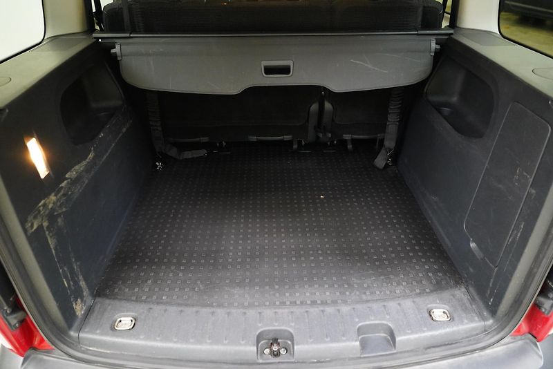 Volkswagen Caddy - fotka 27 z 27