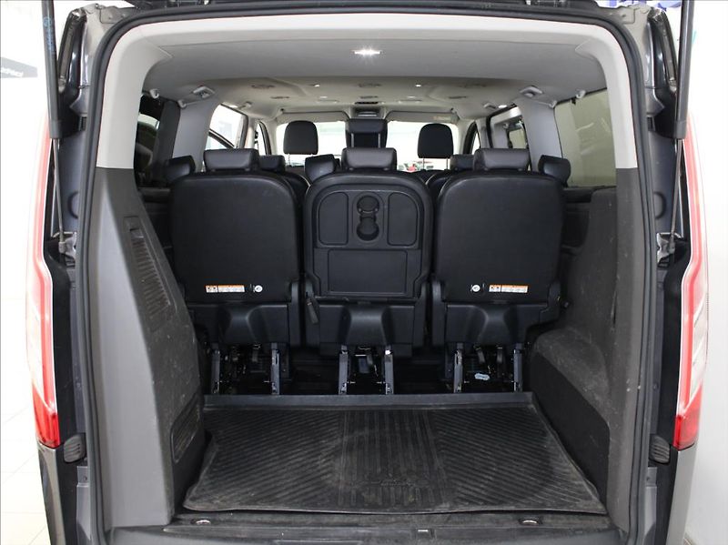 Ford Tourneo Custom 2,0 EB 136kW AT Titan.X 1.maj. - fotka 24 z 25