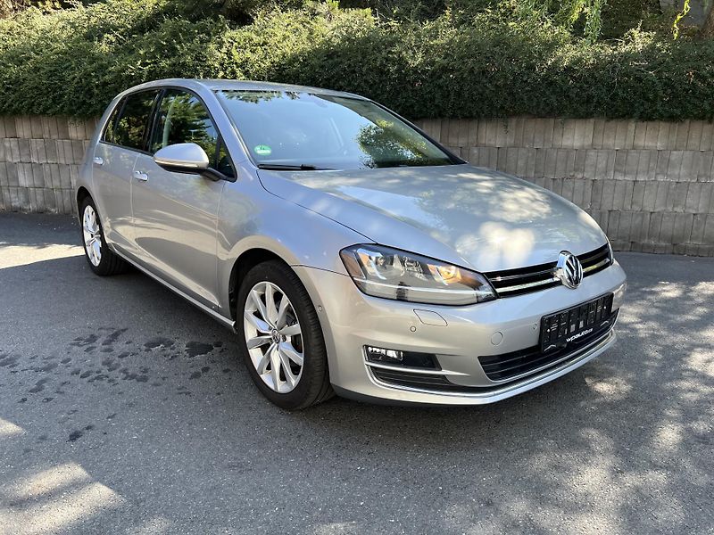 Volkswagen Golf 2.0 TDi 110 kW DSG ACC KESSY - fotka 3 z 21