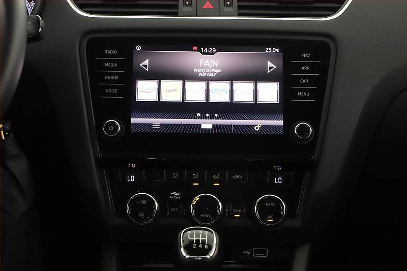 Škoda Octavia (2019) 2.0 TDI, Serv.kniha, Navi - fotka 11 z 14