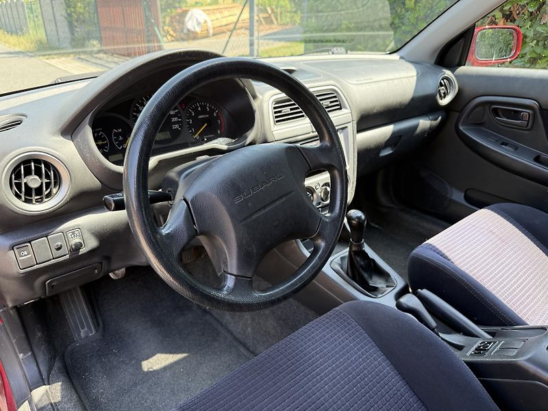 Subaru Impreza (2002) Subaru Impreza 1.6 AWD 70kW  - fotka 12 z 18