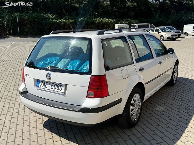Volkswagen Golf (2004) 1.4i, 55kw Nová STK L+Z pneu - fotka 5 z 19