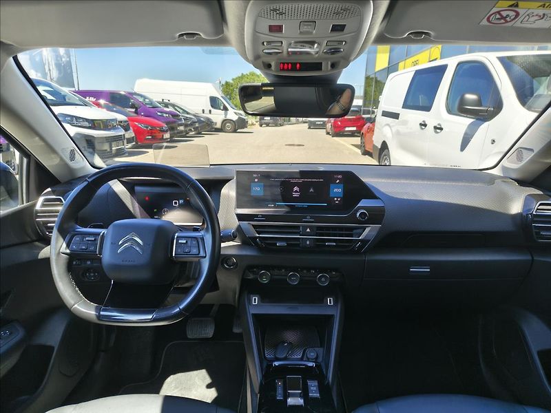 Citroën C4 1,5   SHINE Pack - fotka 2 z 22