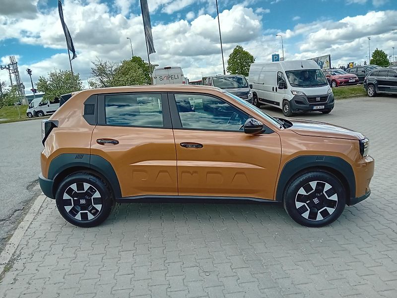 Fiat Grande Panda (2025) HYBRID 110k ICON 7LET ZÁ/IHNED - fotka 4 z 19