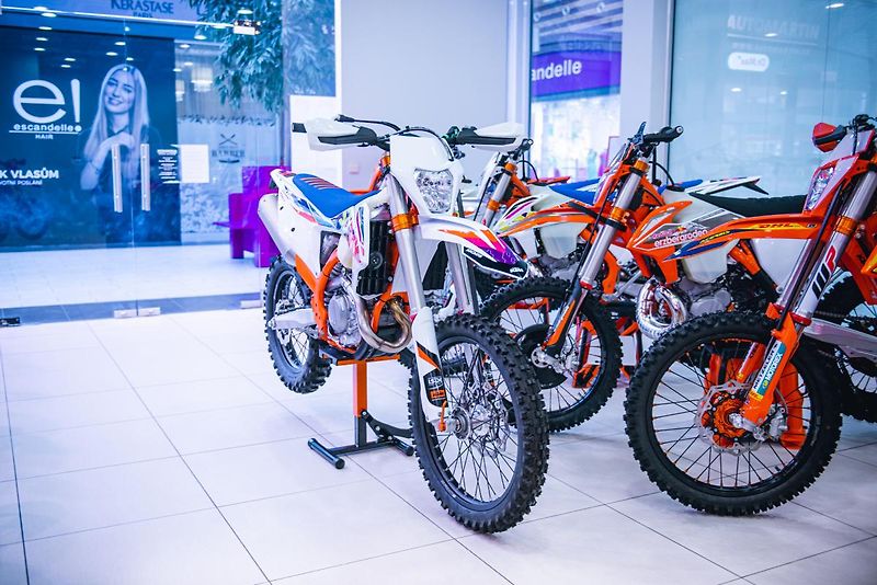 KTM 450 EXC SIX DAYS NOVÁ 0 KM  - fotka 32 z 50