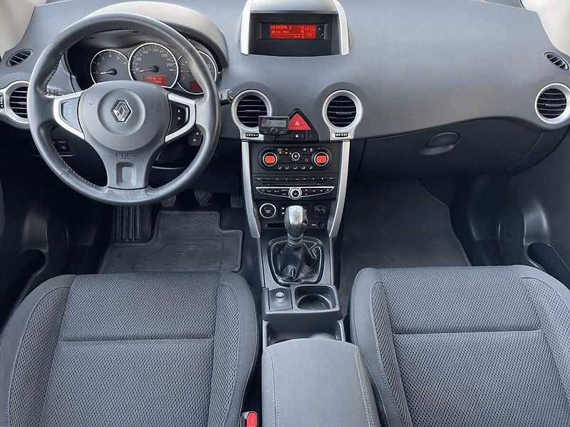 Renault Koleos (2008) Dynamique 2,0dCi 150k 4x4 - fotka 11 z 23