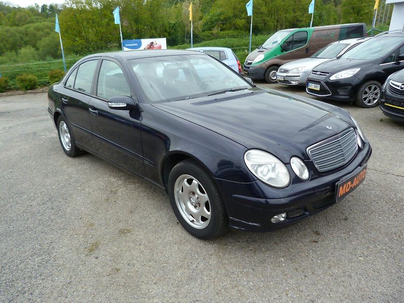 Mercedes-Benz Třídy E CDI - fotka 3 z 15