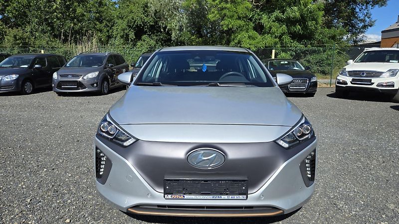 Hyundai Ioniq ELECTRIC DRIVE 88KW STYLE  - fotka 3 z 48