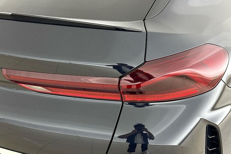 BMW X6 xDrive40d - fotka 5 z 26