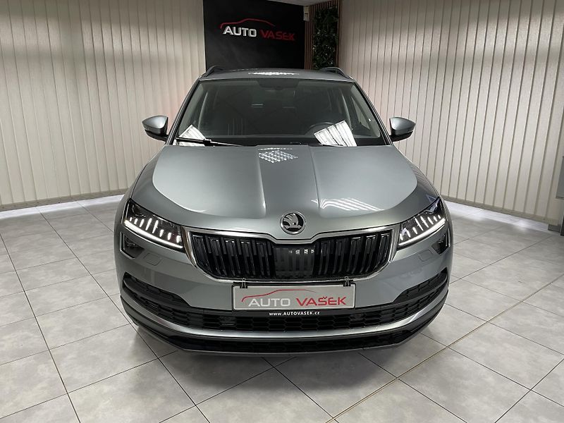 Škoda Karoq 1.5 TSi 125 YEARS ČR 1.MAJ SER - fotka 6 z 31