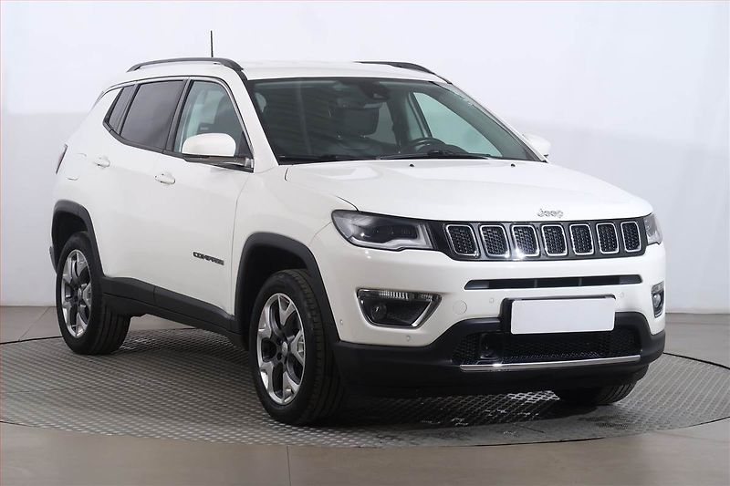 Jeep Compass (2020) 1.4 MultiAir, 4X4, Automat - fotka 1 z 24