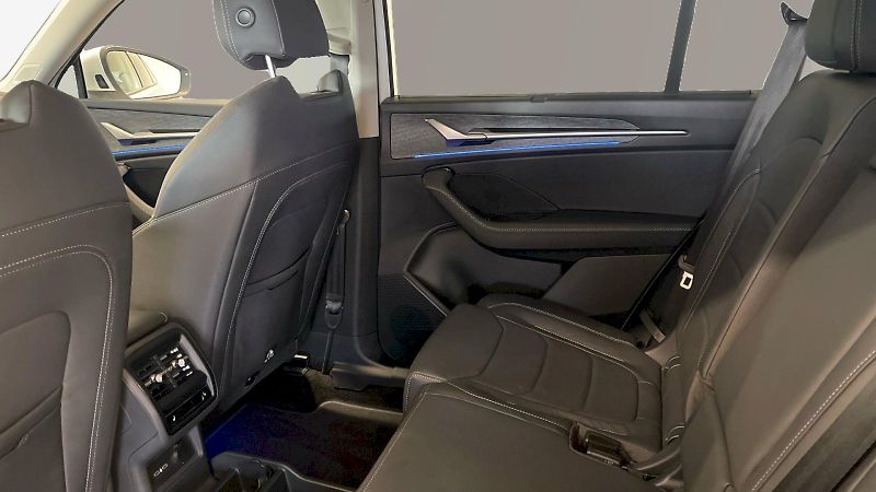 Škoda Kodiaq (2024) Exclusive Selection 2.0TDI 142 - fotka 12 z 38