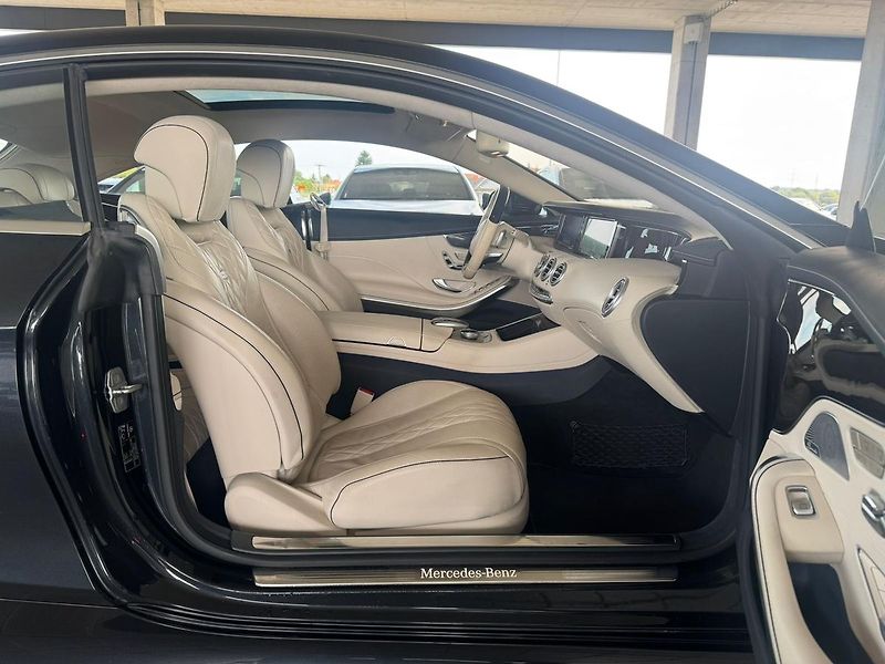 Mercedes-Benz Třídy S 500 4M - fotka 16 z 16