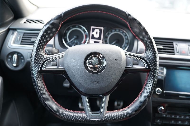 Škoda Rapid 1.0 TSI 81kW Monte Carlo - fotka 32 z 48