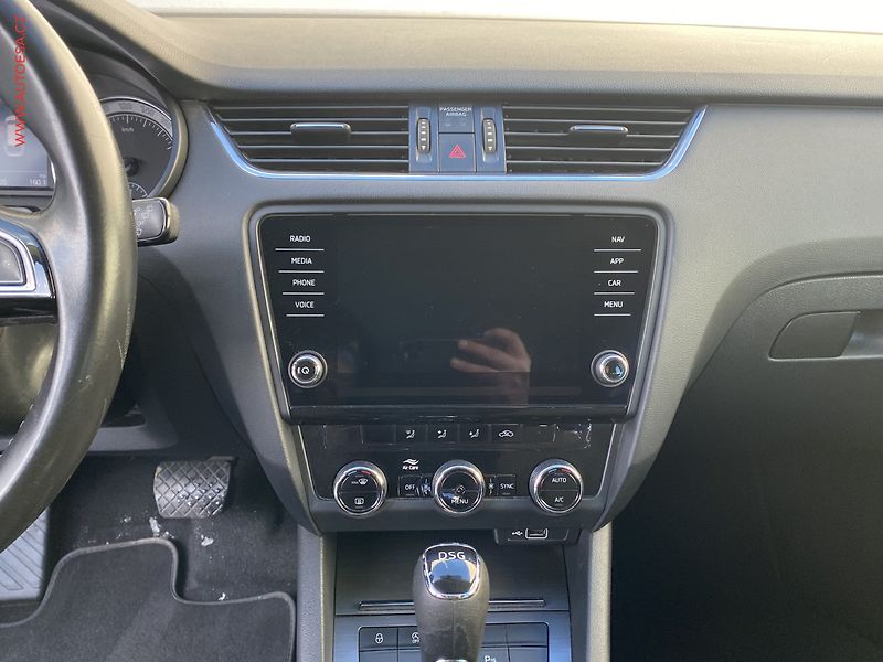 Škoda Octavia (2015) 2.0 TDi 4x4, DSG - fotka 12 z 18