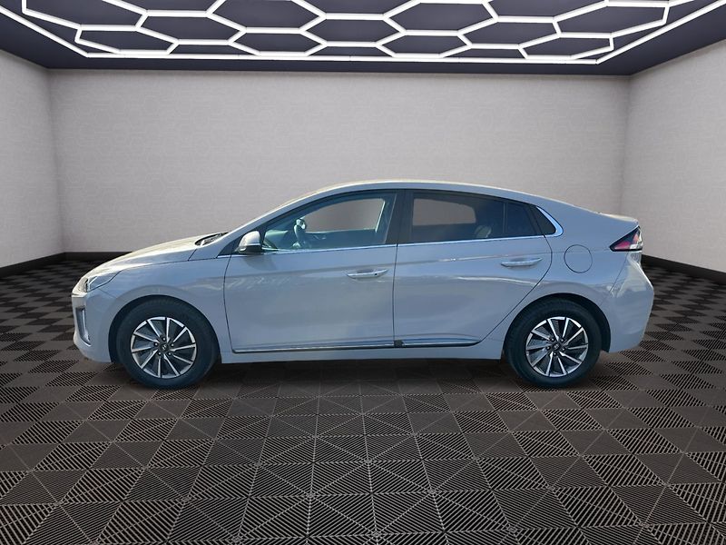 Hyundai IONIQ (2022) 38,3 kWh Level 5 SoH 100% - fotka 4 z 26