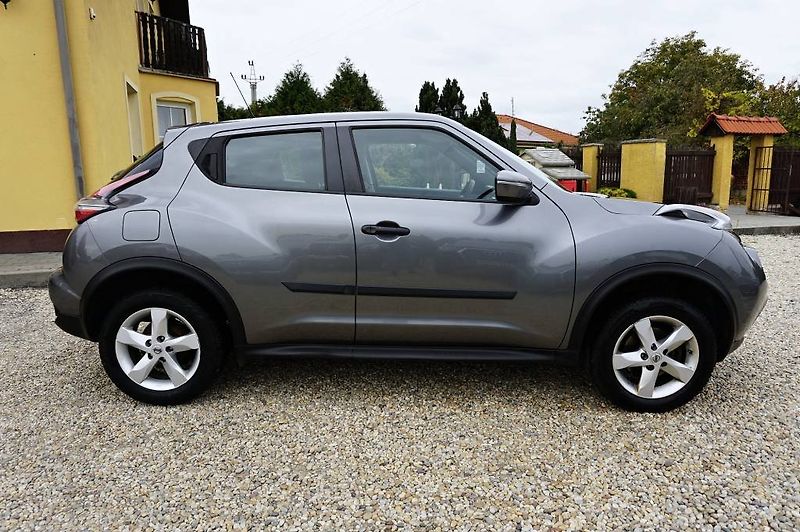 Nissan Juke (2015) 1,6i 69 kW - fotka 3 z 40